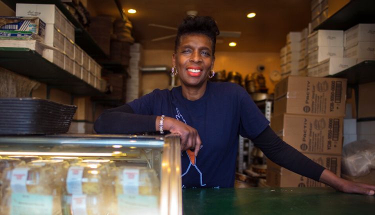 Betty Campbell-Adams, Bronx Evangelist of Carrot Cake, Dies at 65