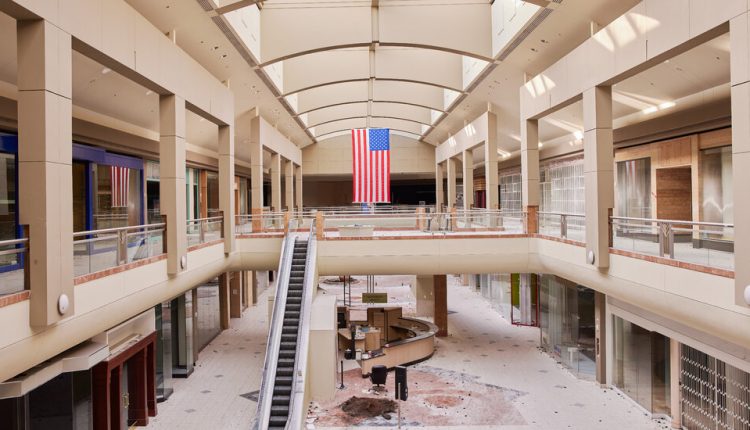 Auctioning Off a Dead Mall