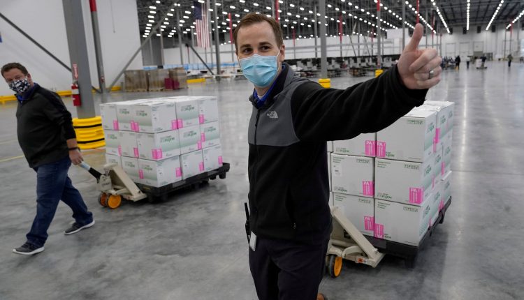 Releasing most vaccine doses won't cause shortage