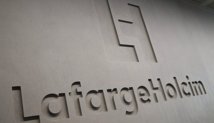 World's largest cement firm inks deal to focus on solar, green roofs