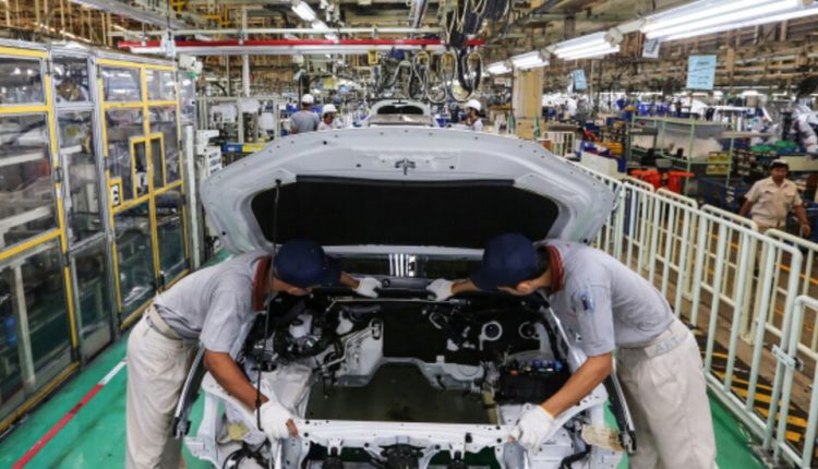 Toyota to Pay a Record Fine for a Decade of Clean Air Act Violations