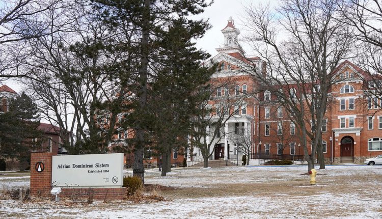 ‘It’s Numbing’: Nine Retired Nuns in Michigan Die of Covid-19