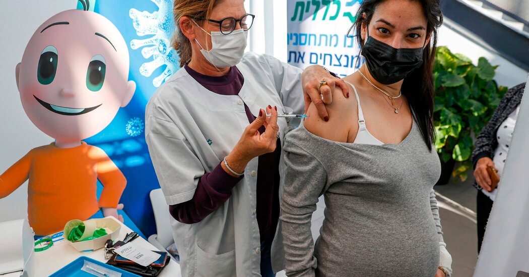 Pregnant Women May Receive Covid Vaccines Safely, W.H.O. Says