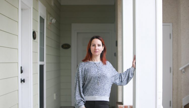 Airbnb Is Driving Hosts Elsewhere With Costly Pandemic Policies
