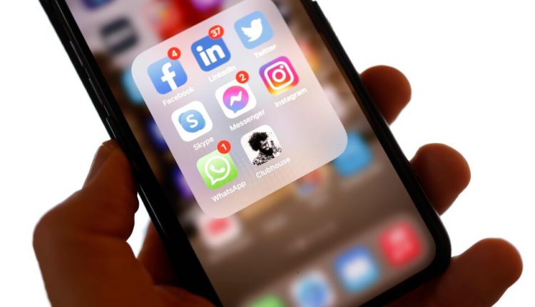 Facebook Is Said to Be Building a Product to Compete With Clubhouse