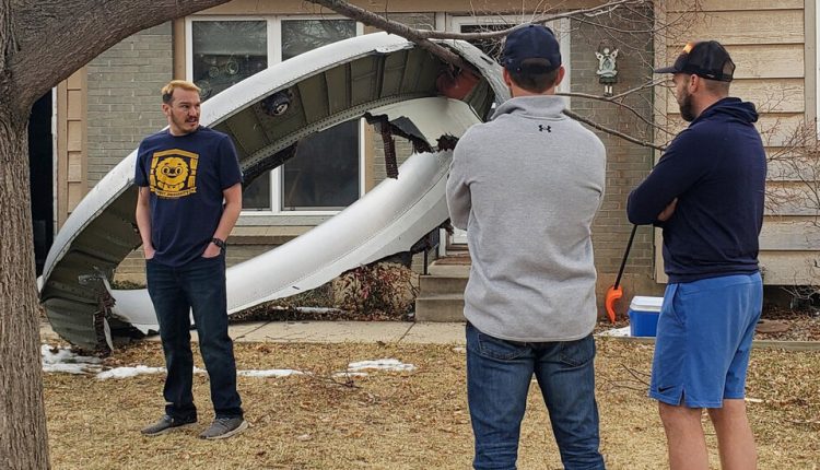 United Flight Sheds Debris Over Broomfield, Colo., After Engine Failure