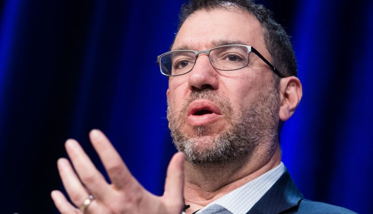 White House advisor Andy Slavitt thinks 89% of seniors will sign up