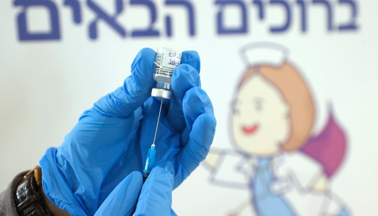 Israeli data suggest mass vaccinations led to drop in severe Covid cases, CDC study finds