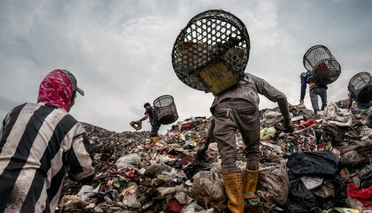 Exports of U.S. Plastic Garbage Rise, Despite Ban