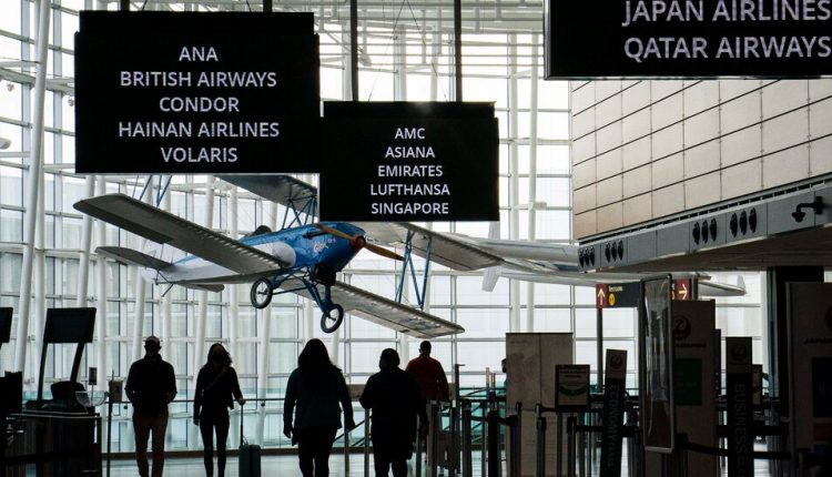 Fully Vaccinated Americans Can Travel With Low Risk, C.D.C. Says
