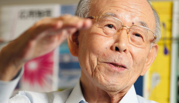 Isamu Akasaki, 92, Dies; Nobel Winner Lit Up the World With LEDs