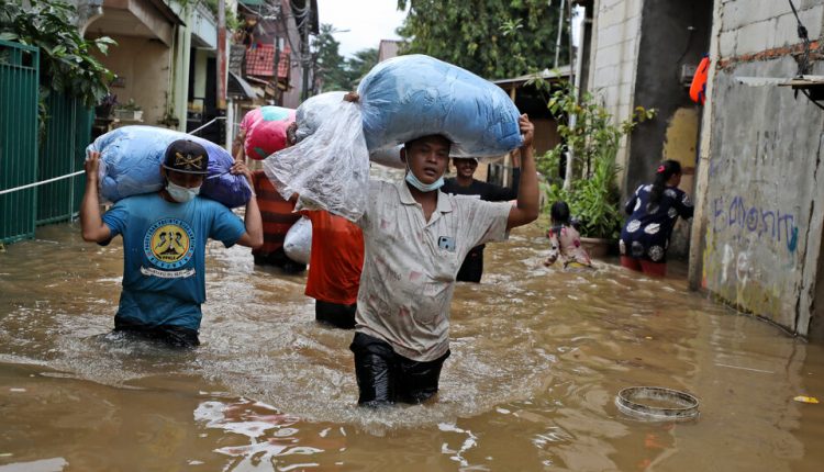 Climate Change Could Cut World Economy by $23 Trillion in 2050, Insurance Giant Warns