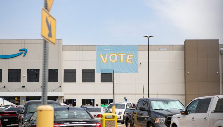 Partial tally in Amazon union drive favors ‘No’ votes.