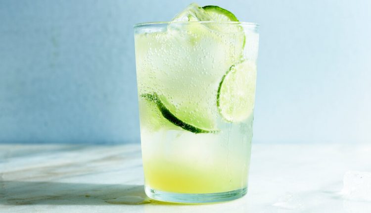 Make a Floral Cocktail - The New York Times