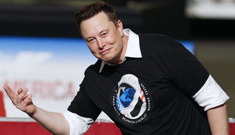 SpaceX accepts Dogecoin payment for DOGE-1 mission to the moon