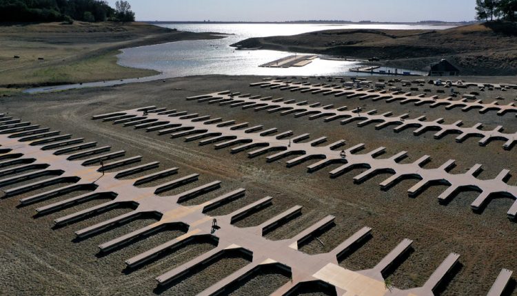 Severe Drought, Worsened by Climate Change, Ravages the American West