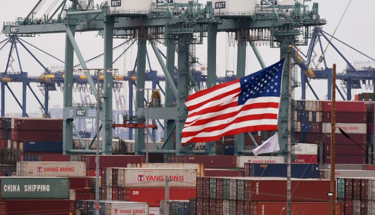 Online shopping leads to strain at Port of Los Angeles