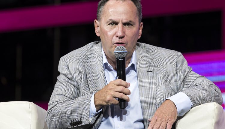 Third Point urges Intel to explore 'strategic alternatives'