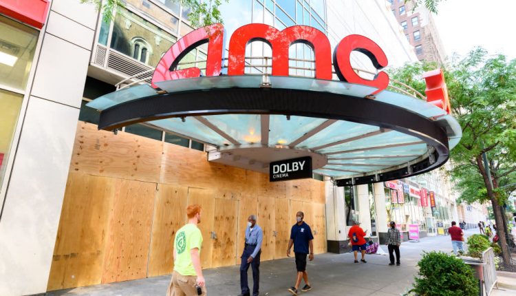 AMC hopes to raise $125 million in fresh funding round as it fights bankruptcy