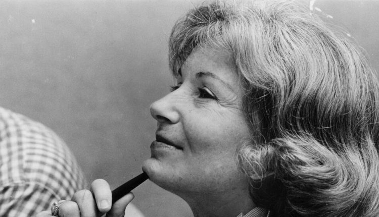 Jeannie Morris, Trailblazing Chicago Sportscaster, Dies at 85
