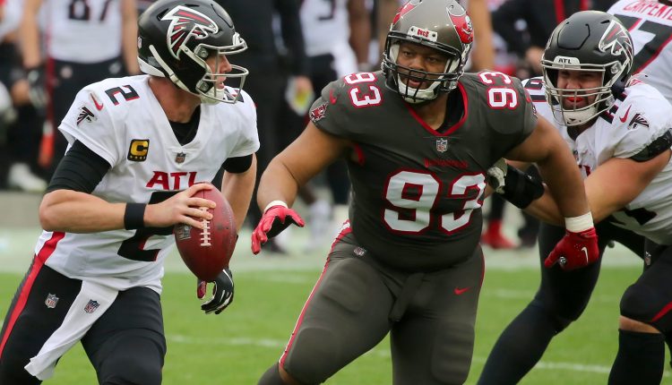 NFL Buccaneers' Ndamukong Suh using Warren Buffett’s advice