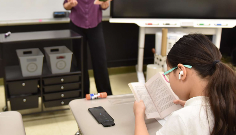 Noopl’s iPhone plug-in is designed to improve hearing in noisy environments – TechCrunch