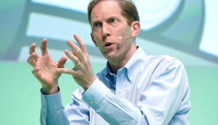 Henry Blodget says Amazon's Jeff Bezos gave him key leadership advice