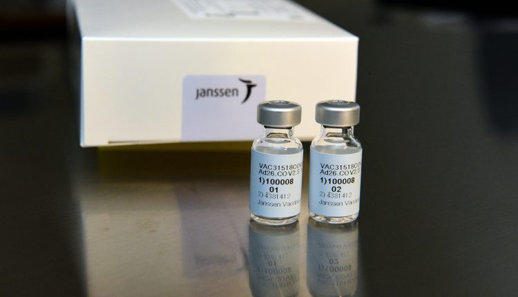 FDA panel unanimously recommends emergency use