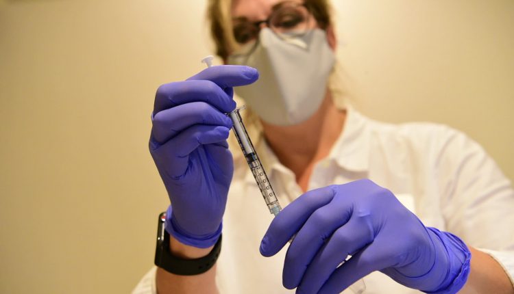 U.S. should push to get more people vaccinated before Covid variants spread, doctor says