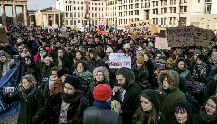 E.U. Pushes Companies to Close Gender Pay Gap