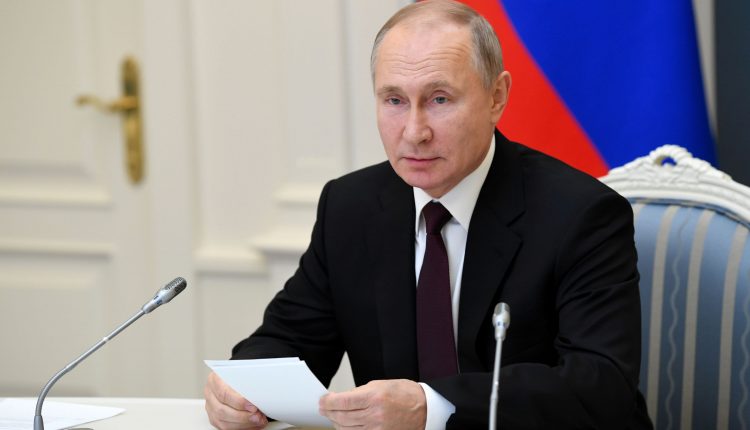 Russia slows down Twitter to protect citizens from illegal content