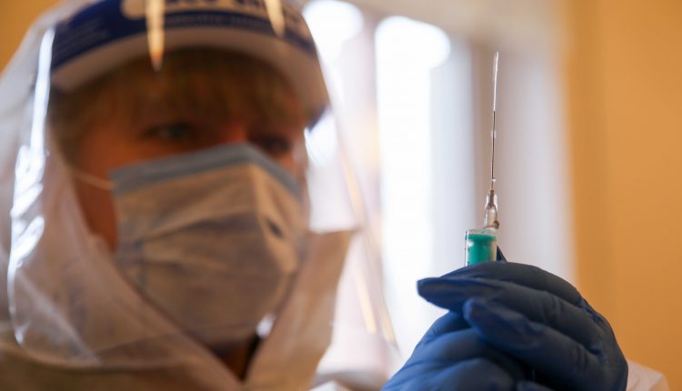 Russia’s Sputnik vaccine is luring Eastern Europe, worrying the EU