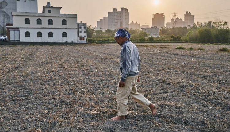 Taiwan's Drought Pits Chip Makers Against Farmers