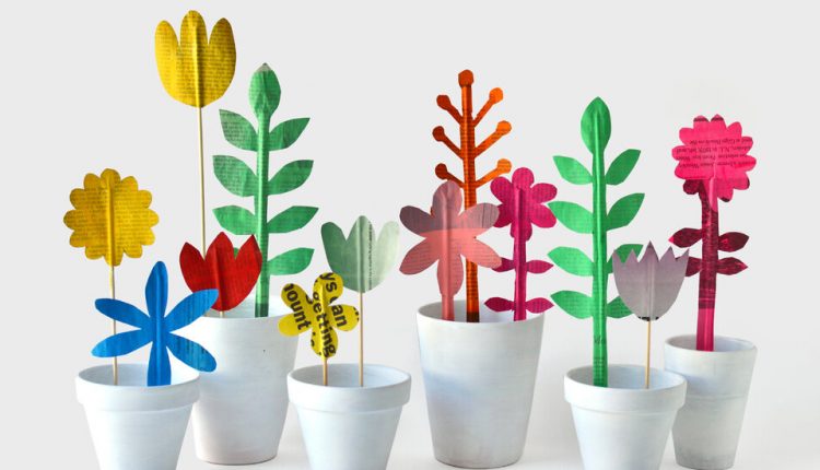Use Your Newspaper to Make Flowers
