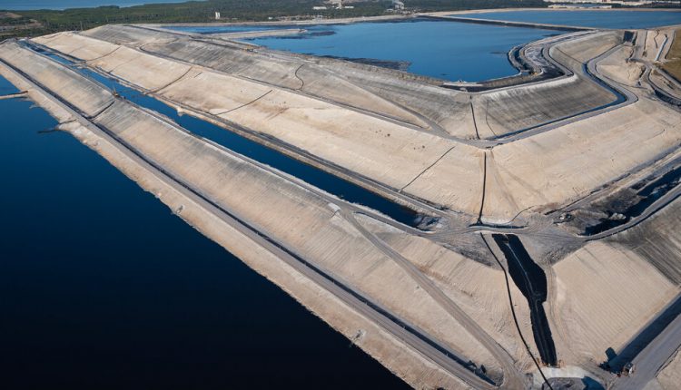 Florida’s Crisis Highlights a Nationwide Risk From Toxic Ponds