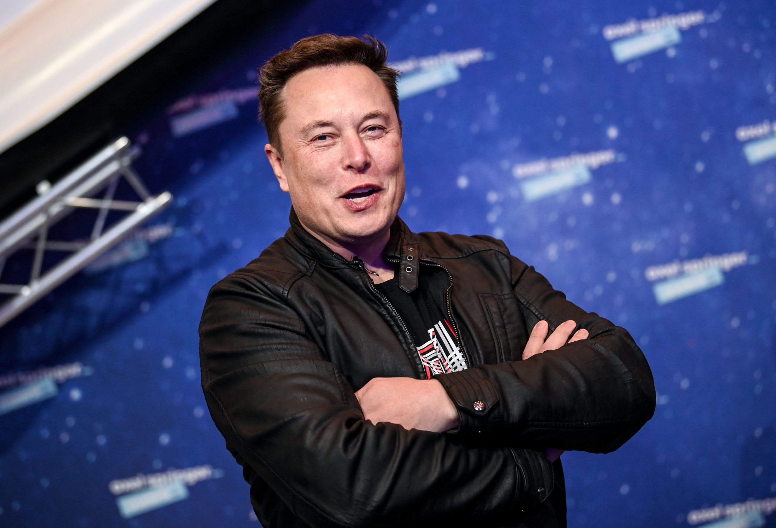 Some of 'SNL's' cast is confused, annoyed that Elon Musk is hosting show