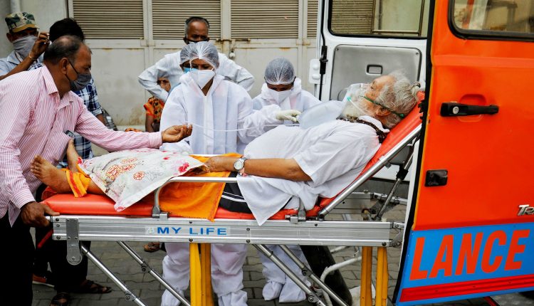 India Covid crisis: Death toll surpasses 200,000