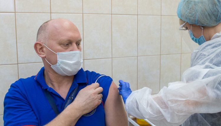 Astronauts Launching to Space Are Vaccinated Against Covid-19