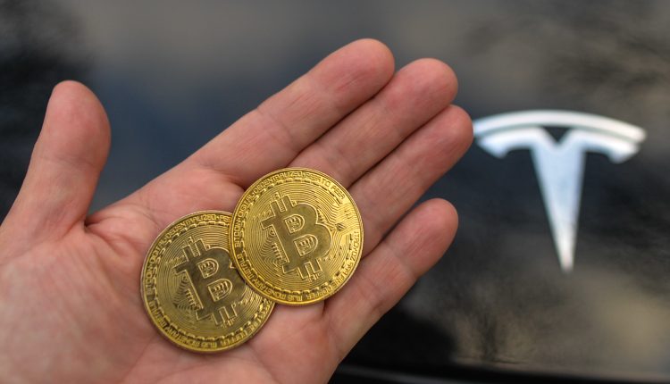 Bitcoin (BTC) price falls after Tesla stops car purchases with crypto