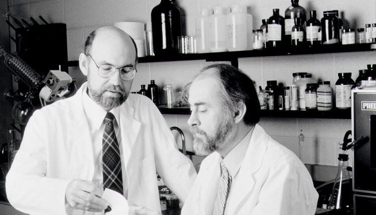 Spencer Silver, an Inventor of Post-it Notes, Is Dead at 80
